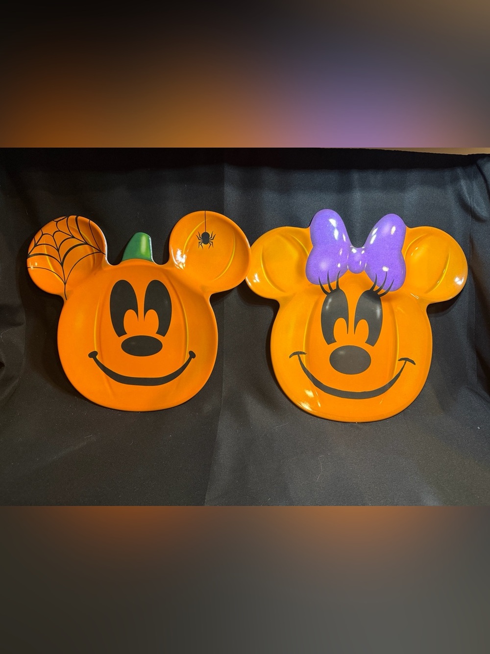 Disney Halloween Mickey & Minnie Mouse Pumpkin Plates